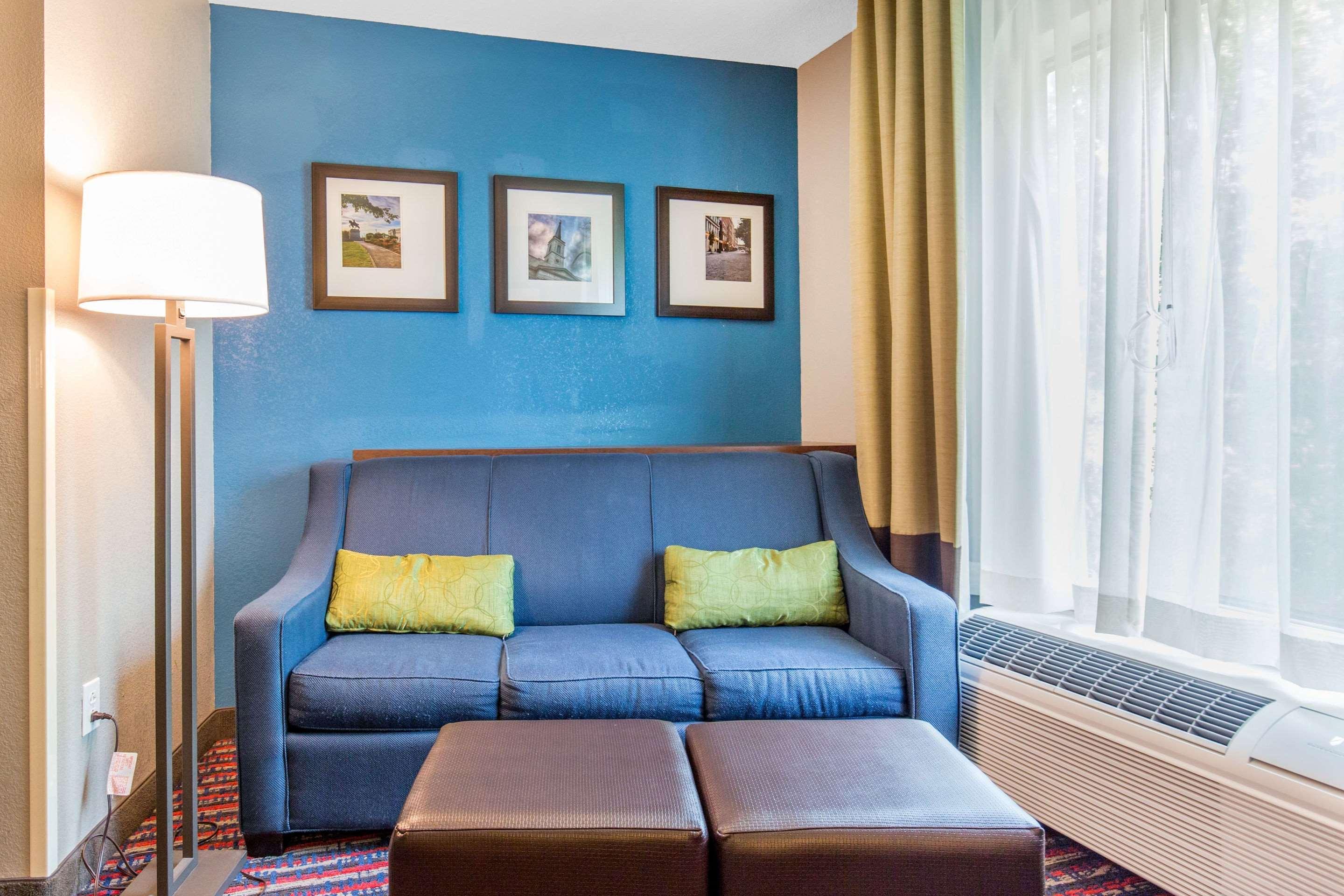 Comfort Suites Фэрвью-Хайтс Экстерьер фото